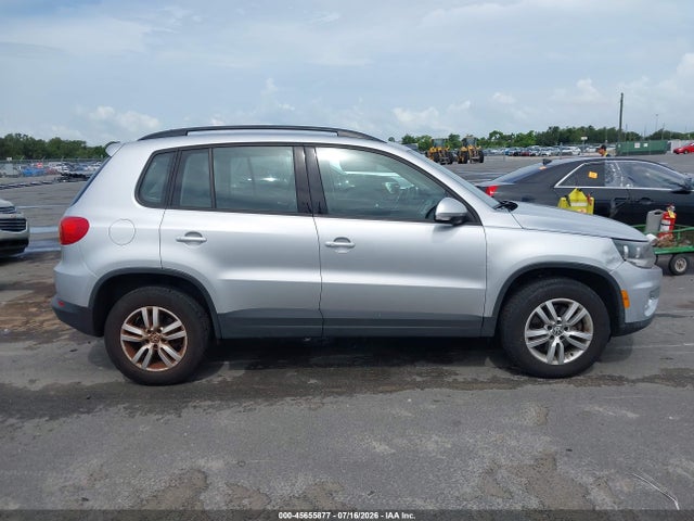 Продажа на аукционе авто 2016 Volkswagen Tiguan S, vin: WVGBV7AX1GW598004, номер лота: 45655877