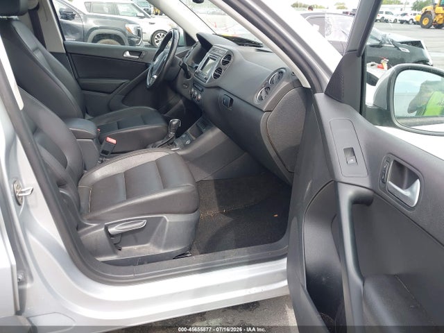 Продажа на аукционе авто 2016 Volkswagen Tiguan S, vin: WVGBV7AX1GW598004, номер лота: 45655877