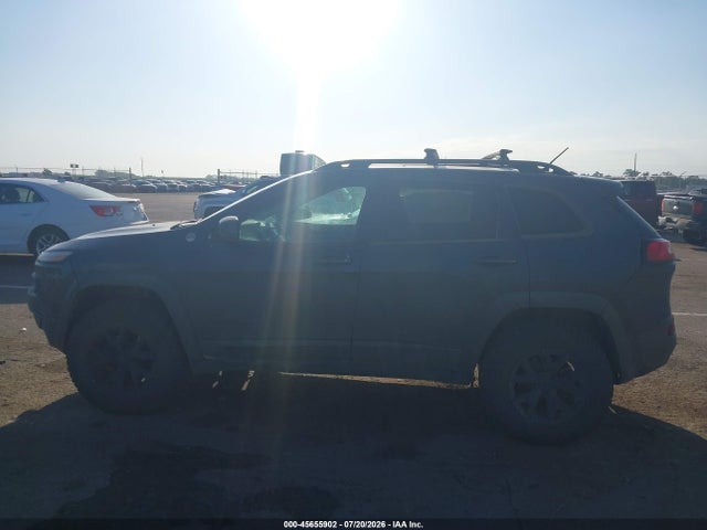 Продажа на аукционе авто 2015 Jeep Cherokee Trailhawk, vin: 1C4PJMBS2FW710444, номер лота: 45655902