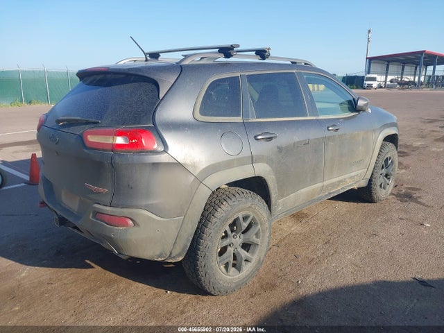 Продажа на аукционе авто 2015 Jeep Cherokee Trailhawk, vin: 1C4PJMBS2FW710444, номер лота: 45655902