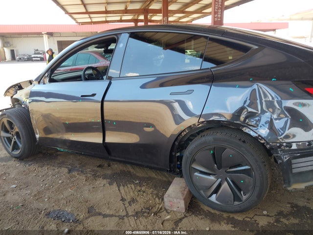 Продаж на аукціоні авто 2026 Tesla Model Y Premium Rear-wheel Drive/rear-wheel Drive, vin: 7SAYGDEDXTF646138, номер лоту: 45655906