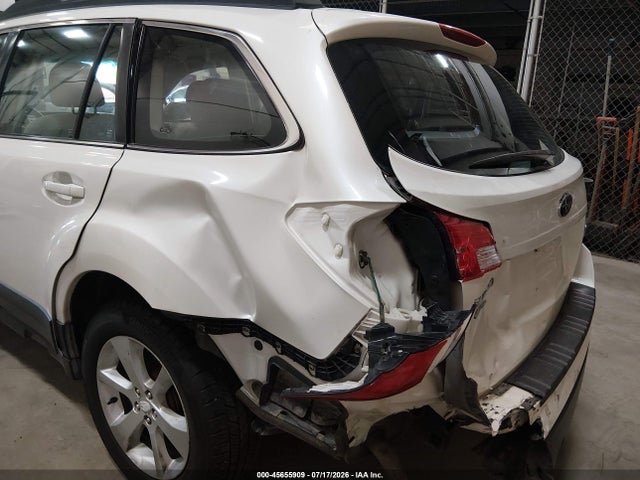 Aukcja sprzedaży 2014 Subaru Outback 2.5i, vin: 4S4BRBAC2E3264910, numer aukcji: 45655909