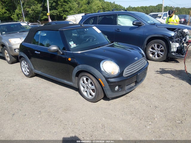 Auction sale of the 2010 Mini Cooper, vin: WMWMR3C57ATU97075, lot number: 45655952