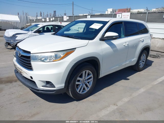 Toyota Highlander Le 2016 5TDZARFH8GS021756 Image 2