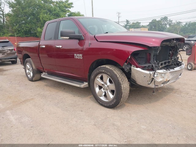45656046 :رقم المزاد ، 1C6RR7GG4JS311453 vin ، 2018 Ram 1500 Big Horn  4x4 6'4 Box مزاد بيع