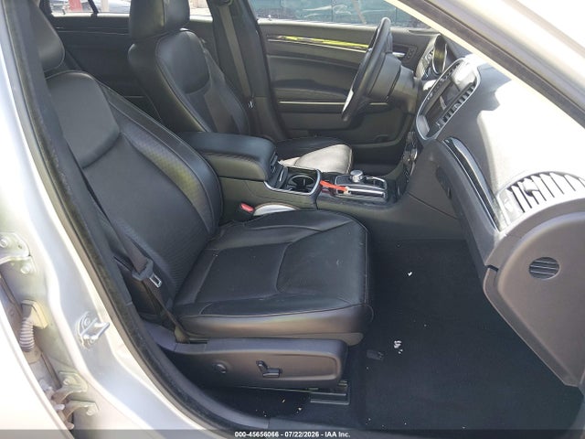 Chrysler 300 Touring L 2023 2C3CCADG3PH580968 Image 5