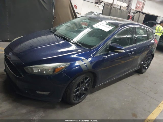 Ford FOCUS SE 2016 1FADP3K2XGL299136 Image 2