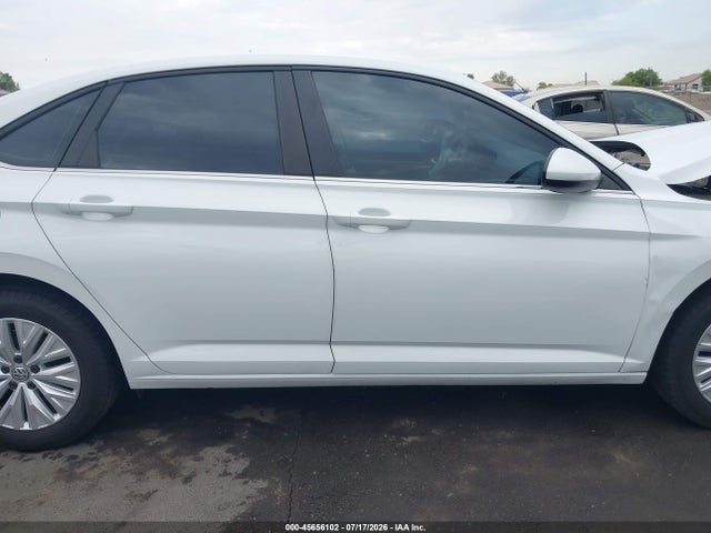 3VWN57BUXKM064107 Volkswagen Jetta 1.4t S