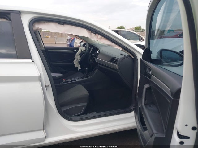 3VWN57BUXKM064107 Volkswagen Jetta 1.4t S