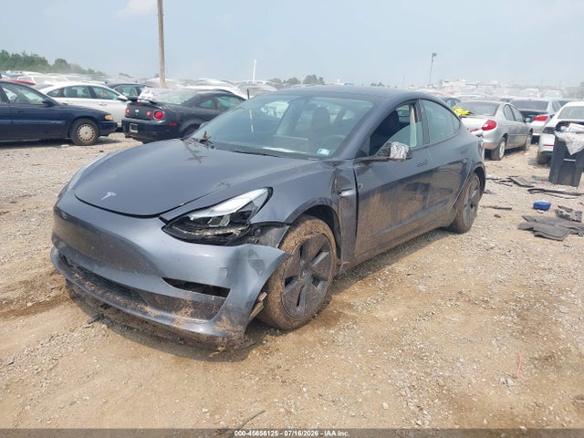 Tesla Model 3 Rear-wheel Drive 2023 5YJ3E1EA1PF396165 Image 2