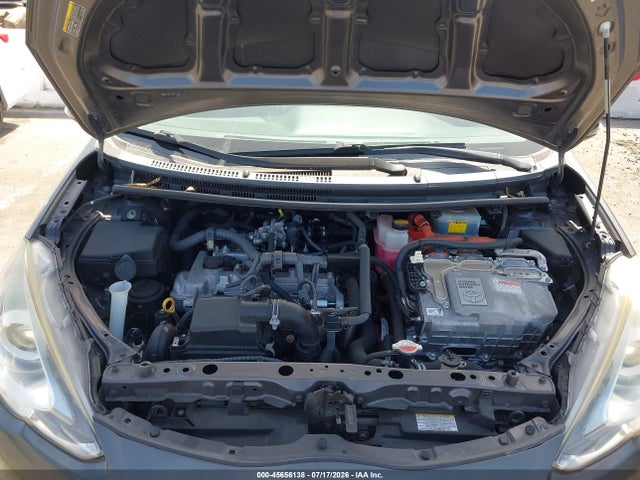 Toyota Prius C One 2016 JTDKDTB35G1122735 Image 10