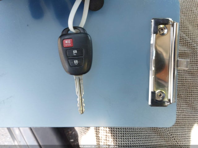 Toyota Prius C One 2016 JTDKDTB35G1122735 Image 11