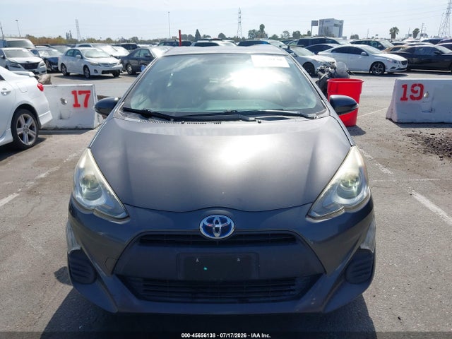 Toyota Prius C One 2016 JTDKDTB35G1122735 Image 12