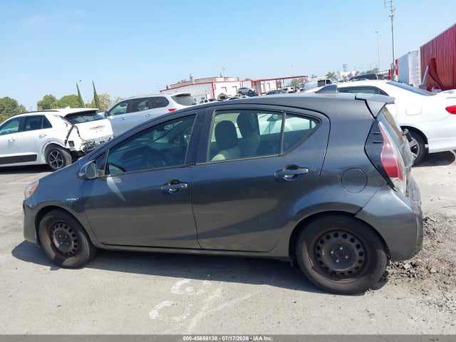Toyota Prius C One 2016 JTDKDTB35G1122735 Image 14