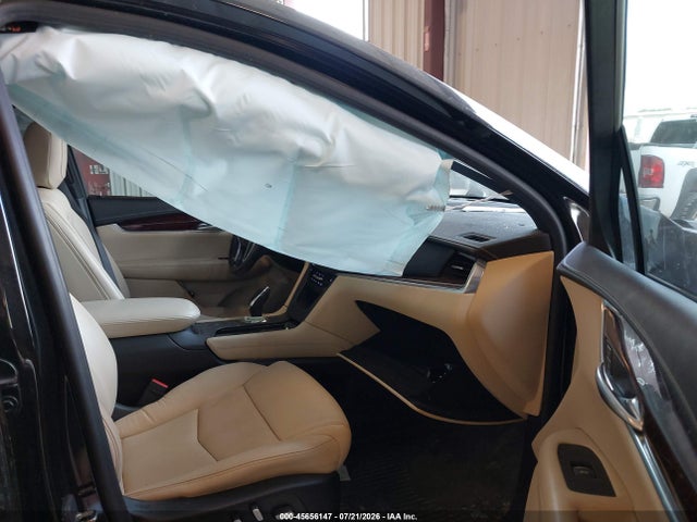 45656147 :رقم المزاد ، 1GYKNCRSXKZ213465 vin ، 2019 Cadillac Xt5 Luxury مزاد بيع