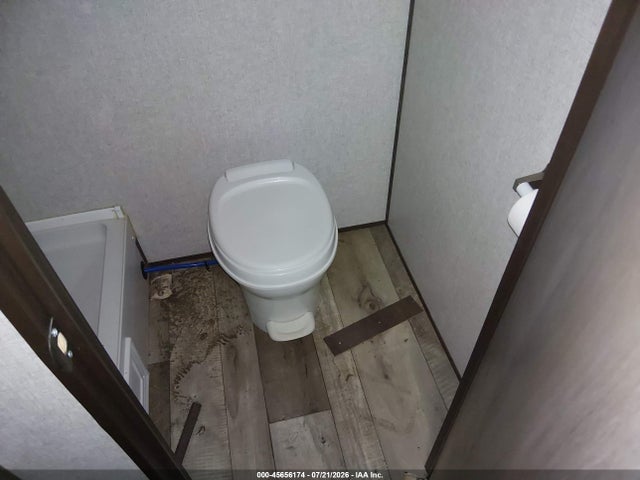 Dutchman Coleman 2022 4YDTCMG18NJ933072 Image 12