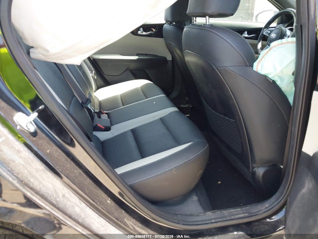 45656177 :رقم المزاد ، 3KPF54AD6LE165633 vin ، 2020 Kia Forte Ex مزاد بيع