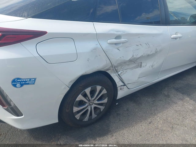 JTDKAMFPXM3183154 Toyota Prius Prime Le