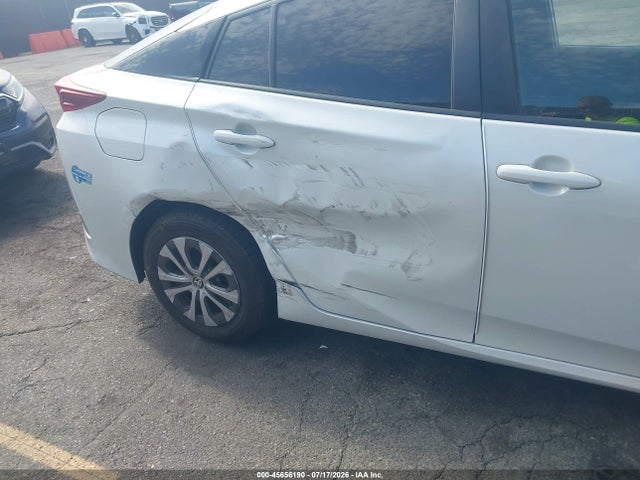 JTDKAMFPXM3183154 Toyota Prius Prime Le