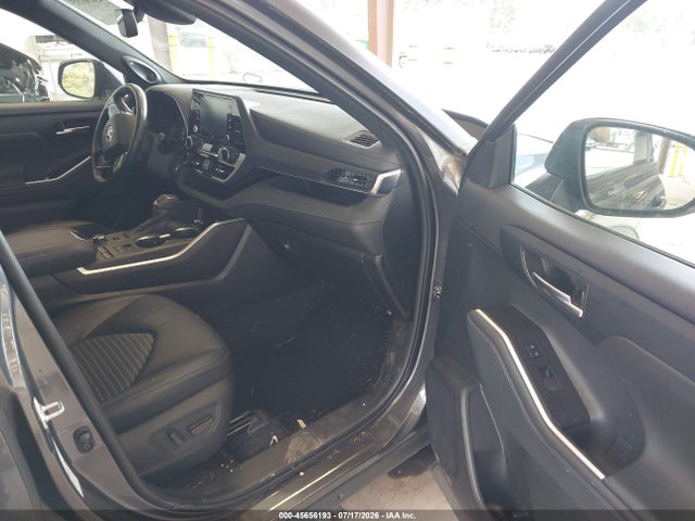 5TDJZRBH1MS150915 Toyota Highlander Xse