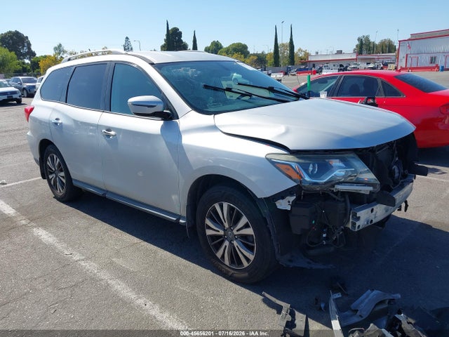 Продажа на аукционе авто 2017 Nissan Pathfinder S, vin: 5N1DR2MN8HC648524, номер лота: 45656201