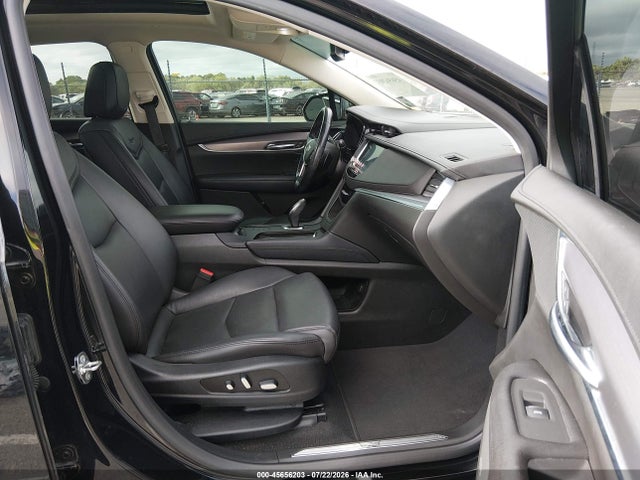 2019 Cadillac Xt5 Premium Luxury მანქანა იყიდება აუქციონზე, vin: 1GYKNFRS5KZ223967, აუქციონის ნომერი: 45656203