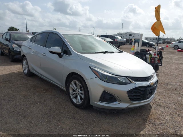 Продажа на аукционе авто 2019 Chevrolet Cruze Lt, vin: 1G1BE5SM2K7113782, номер лота: 45656209