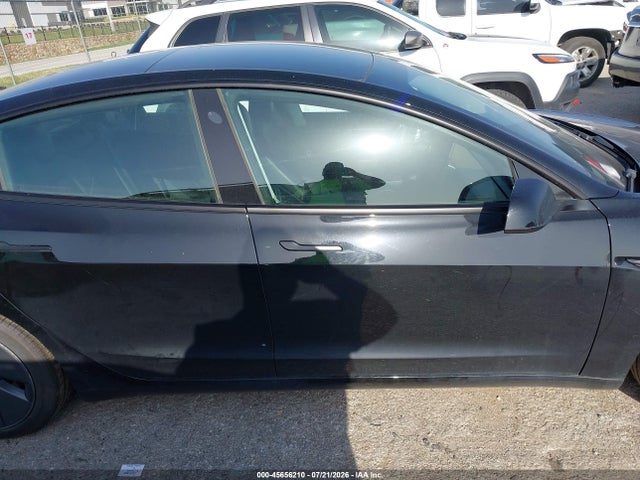 Tesla Model 3 Standard Range Plus Rear-wheel Drive 2021 5YJ3E1EA8MF986083 Image 13