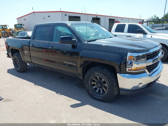 45656245 :رقم المزاد ، 3GCUKREC2JG444366 vin ، 2018 Chevrolet Silverado 1500 1lt مزاد بيع
