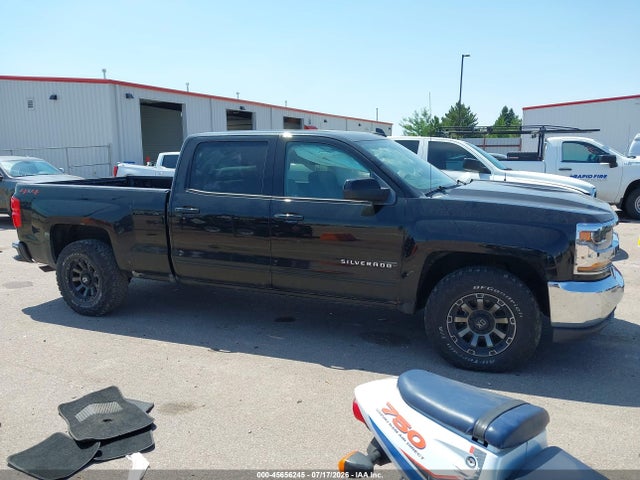 2018 Chevrolet Silverado 1500 1lt მანქანა იყიდება აუქციონზე, vin: 3GCUKREC2JG444366, აუქციონის ნომერი: 45656245
