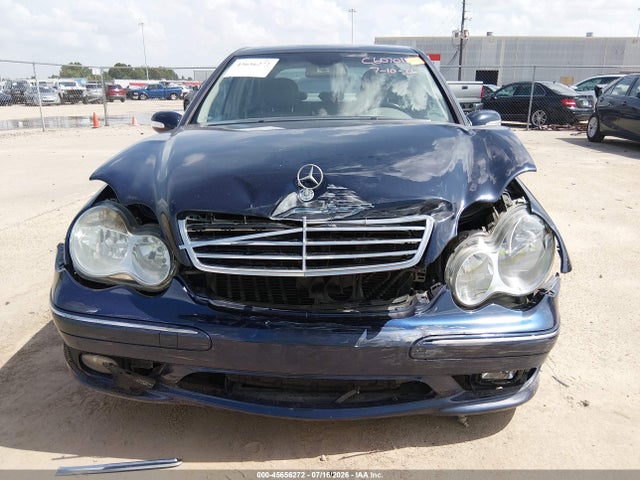 Продажа на аукционе авто 2007 Mercedes-benz C 230 Sport, vin: WDBRF52H37A935747, номер лота: 45656272