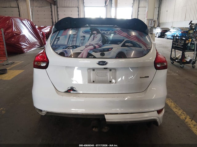 Ford FOCUS ST 2017 1FADP3L98HL322409 Image 17