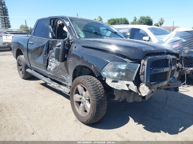 Auction sale of the 2017 Ram 1500 Express  4x4 5'7 Box, vin: 3C6RR7KTXHG574696, lot number: 45656361
