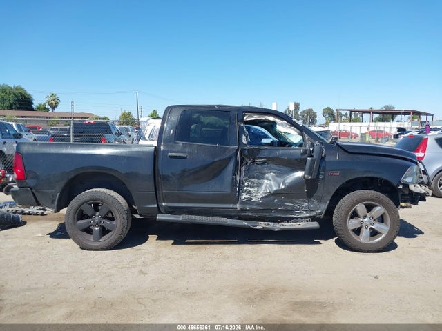 Продажа на аукционе авто 2017 Ram 1500 Express  4x4 5'7 Box, vin: 3C6RR7KTXHG574696, номер лота: 45656361