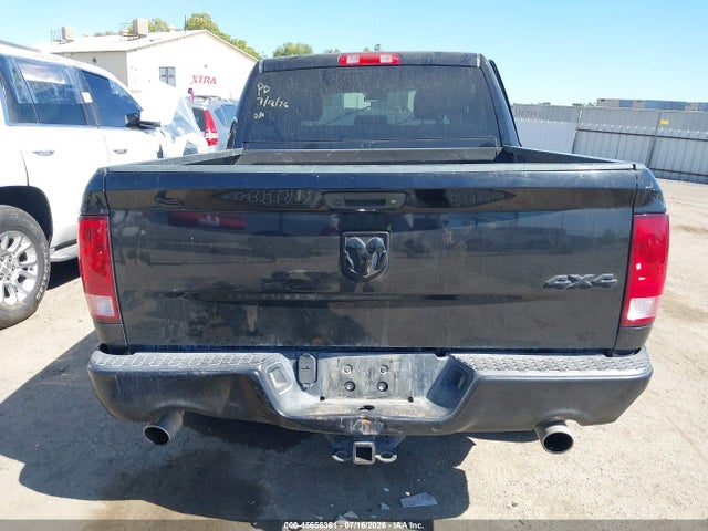 Продажа на аукционе авто 2017 Ram 1500 Express  4x4 5'7 Box, vin: 3C6RR7KTXHG574696, номер лота: 45656361