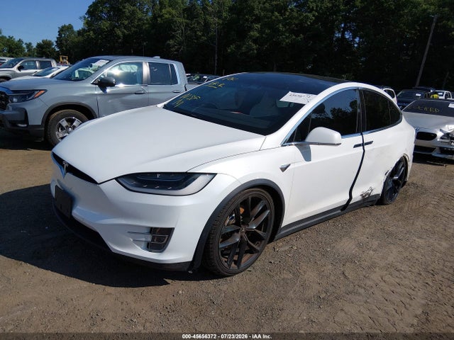 Tesla Model X 100d/75d/90d 2017 5YJXCBE24HF050280 Image 2