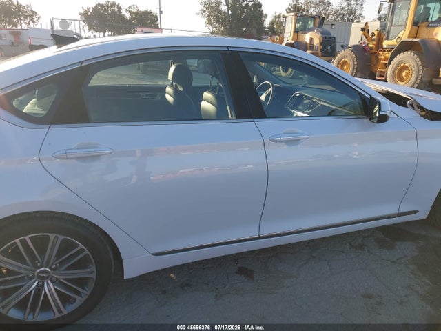 Genesis G80 3.8 2018 KMHGN4JE5JU239065 Image 13