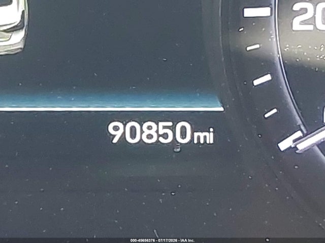 Genesis G80 3.8 2018 KMHGN4JE5JU239065 Image 15