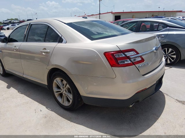 Ford TAURUS SE 2017 1FAHP2D85HG137471 Image 3