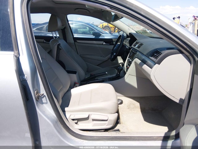 45656388 :رقم المزاد ، 1VWBN7A33EC098360 vin ، 2014 Volkswagen Passat 2.0l Tdi Se مزاد بيع