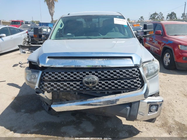 5TFRY5F13KX250968 Toyota Tundra Sr5 5.7l V8