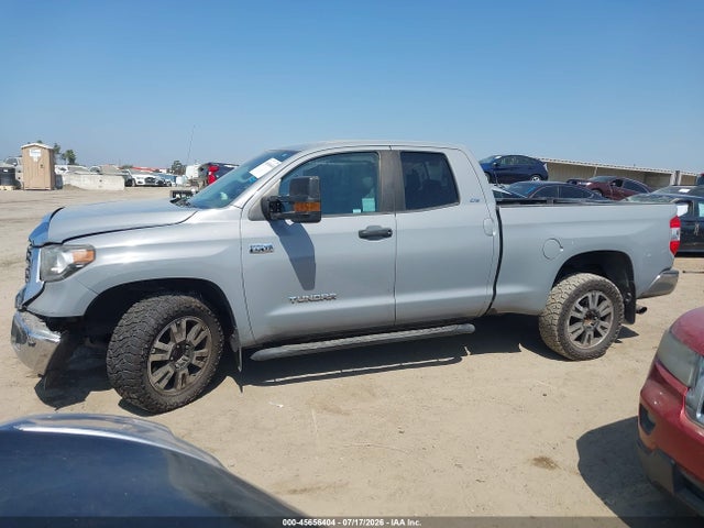 5TFRY5F13KX250968 Toyota Tundra Sr5 5.7l V8