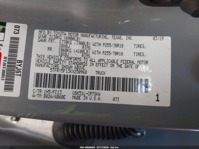 5TFRY5F13KX250968 Toyota Tundra Sr5 5.7l V8
