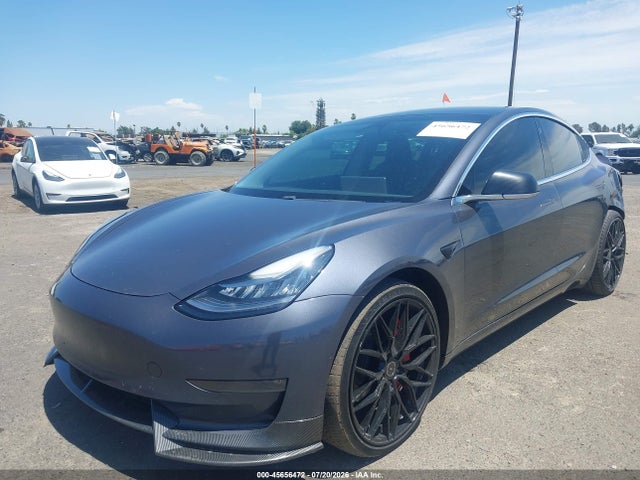 Tesla Model 3 Long Range Dual Motor All-wheel Drive 2020 5YJ3E1EB7LF710677 Image 2