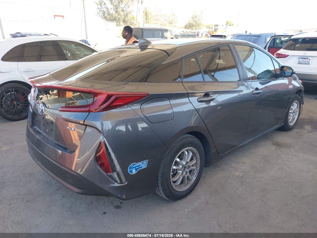 JTDKAMFPXM3170355 Toyota Prius Prime Xle