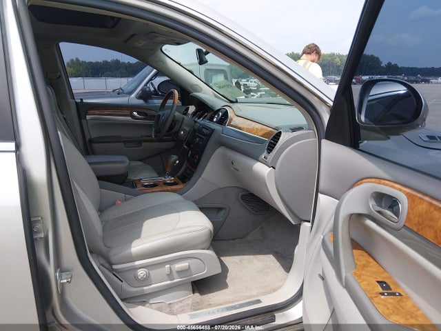 45656488 :رقم المزاد ، 5GAER23748J151639 vin ، 2008 Buick Enclave Cxl مزاد بيع