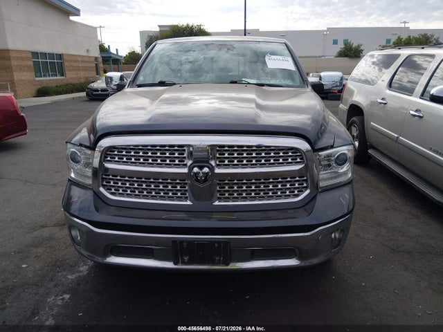 2017 Ram 1500 Laramie  4x2 6'4 Box მანქანა იყიდება აუქციონზე, vin: 1C6RR6JT3HS582689, აუქციონის ნომერი: 45656498