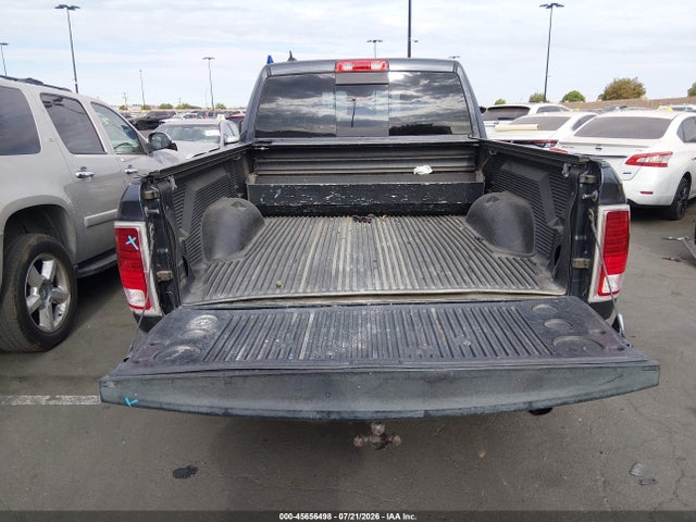 2017 Ram 1500 Laramie  4x2 6'4 Box მანქანა იყიდება აუქციონზე, vin: 1C6RR6JT3HS582689, აუქციონის ნომერი: 45656498