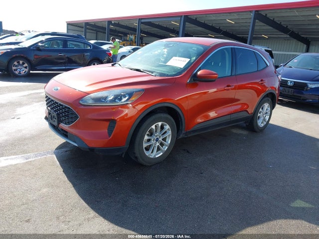 Ford ESCAPE SE 2020 1FMCU9G6XLUA77368 Image 2