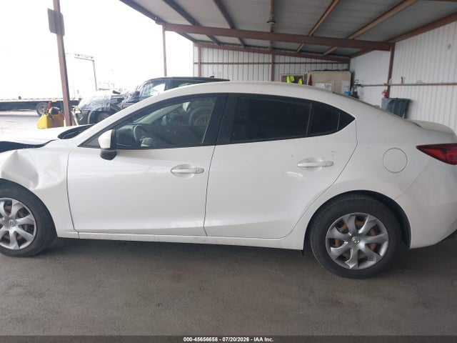 JM1BM1T75G1297217 Mazda Mazda3 I Sport